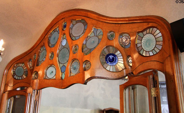 Undulating double doorway at Casa Batlló. Barcelona, Spain.