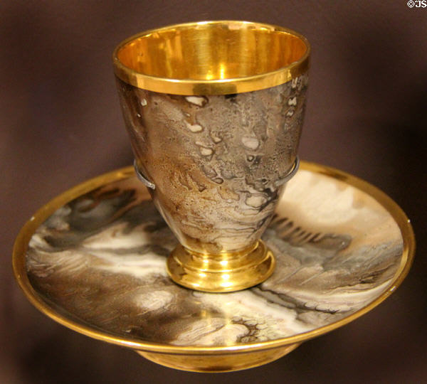 Cup & saucer (1797-1814) by Caen Porcelain Manuf. at Caen Museum of Fine Arts. Caen, France.