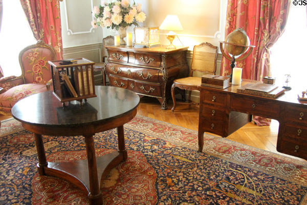 Petit Salon at Cheverny Chateau. Cheverny, France.