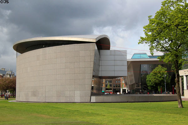 Van Gogh Museum exhibition wing with Stedelijk Museum beyond on Museum Square. Amsterdam, NL.