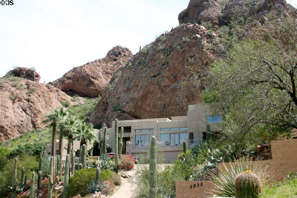 Modern adobe-revival house near Echo Canyon Park. Phoenix, AZ.