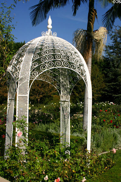 Gazebo use at White House for 1971 marriage of Tricia Nixon & Edward Finch Cox at Nixon Library. Yorba Linda, CA.