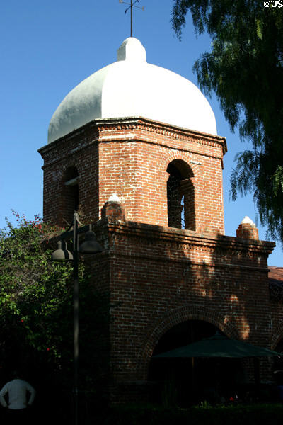Santa Fe Railroad Depot (1894). Capistrano, CA. Style: Mission revival.