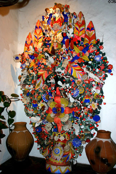 Mexican tree of clay flowers in shop in Old Town. San Diego, CA.