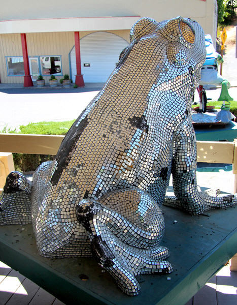 Mirror covered sculpted frog. Angels Camp, CA.