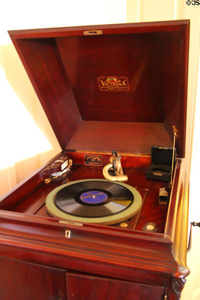 Victrola by Victor Talking Machine Co. of Camden, NJ at Woodrow Wilson House. Washington, DC.