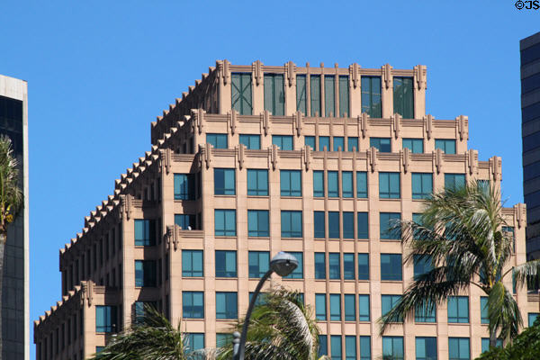 Crown of Alii Place. Honolulu, HI.