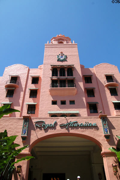 Courtyard entrance of The Royal Hawaiian Hotel. Waikiki, HI.