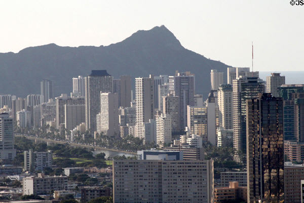 Waikiki & Diamond Head seen from Punchbowl Crater rim. Waikiki, HI.