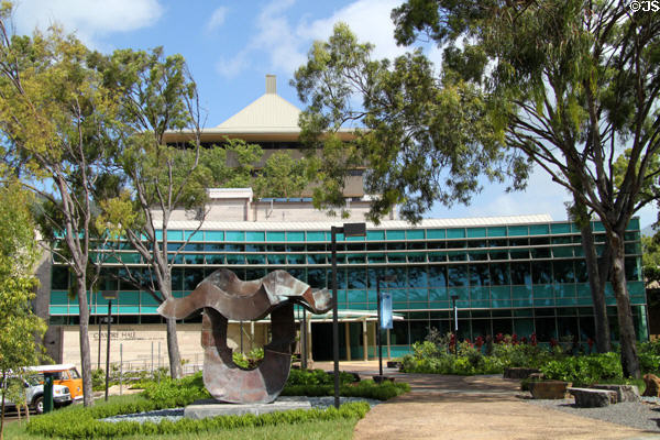 Center for Microbial Oceanography: Research & Education Hale (C-MORE) (2010) at University of Hawai'i. Honolulu, HI. Architect: Group 70 International.
