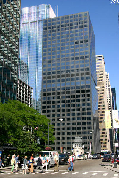 Hartford Plaza South over West Adams St. Bridge. Chicago, IL.