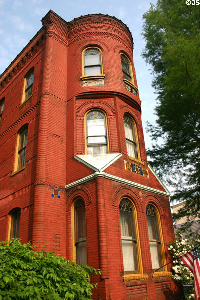 House with round front & inset tiles (515 Russell St.). Covington, KY.
