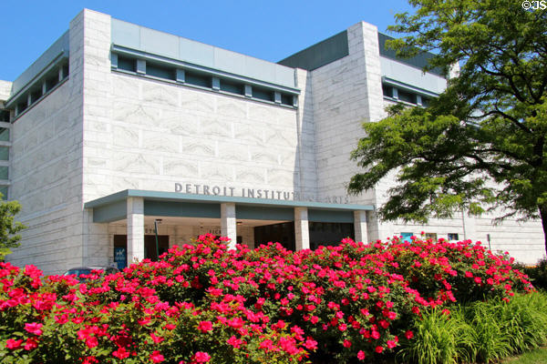 Detroit Institute of Arts extension (2008). Detroit, MI. Architect: Michael Graves.