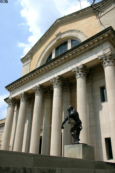 Architecture of Palace of Fine Arts with Hercules & Hydra. St Louis, MO.