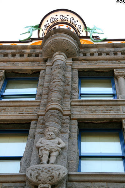 Carving of Greek god Atlas on front of Atlas Block. Helena, MT.