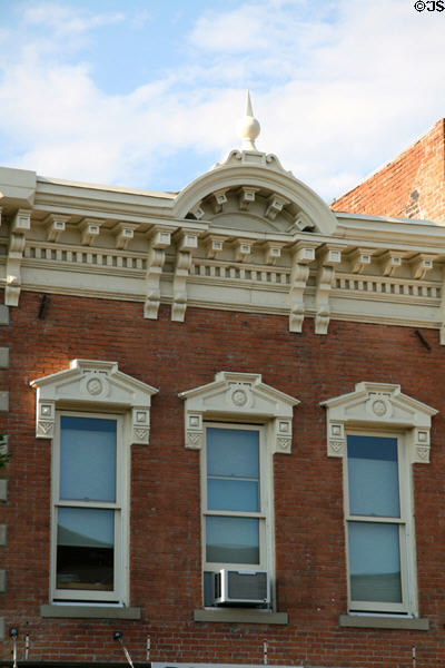 Italianate details of Lamme Building. Bozeman, MT.