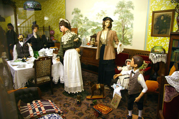 Recreation of late 18th C living room at Aurora Plainsman Museum. Aurora, NE.