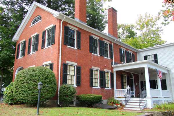 Keefe House (1825) (15 Summer St.) at Woodman Museum. Dover, NH. Style: Federal & Greek-revival.