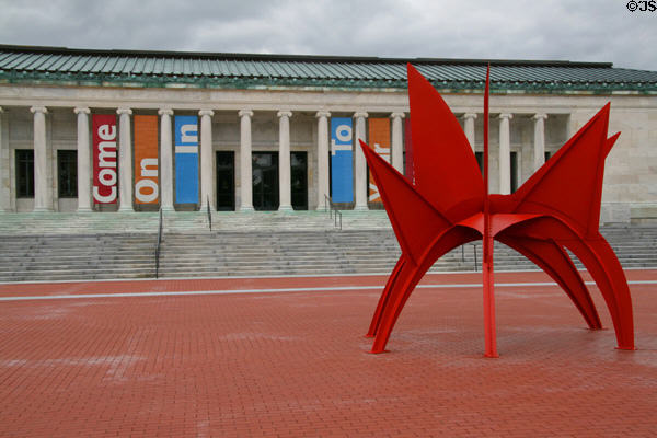 Toledo Museum of Art with sculpture (1972) by Alexander Calder. Toledo, OH.