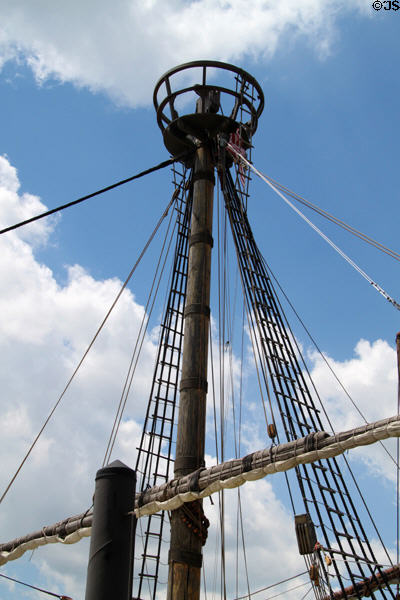 Crow's nest atop mast of Santa Maria replica ship. Columbus, OH.