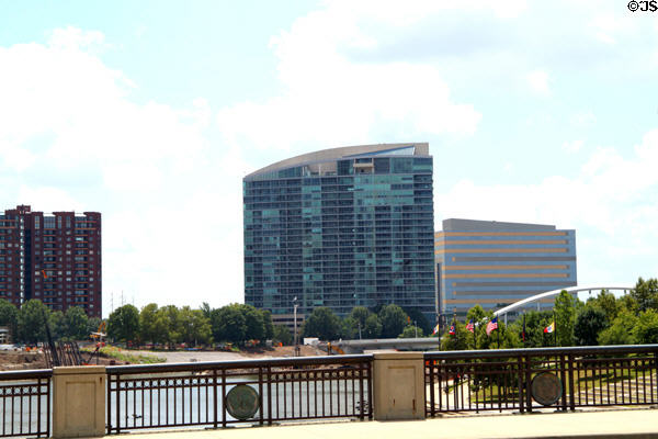 Miranova Place Towers (2000) over Scioto River. Columbus, OH.