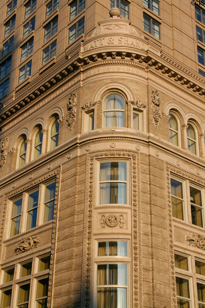 Rounded facade of Watt & Shand Department Store. Lancaster, PA.