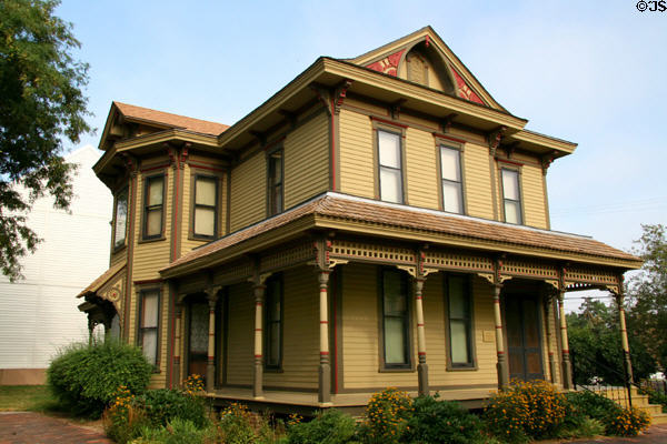 Louis & Mary Beckwith House (1886) at Dakota Discovery Museum. Mitchell, SD. Style: Italianate. On National Register.