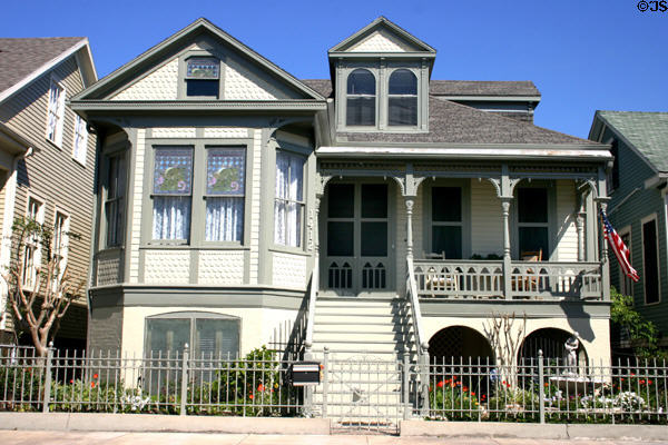 August J. Henck cottage (c1893) (1412 Sealy). Galveston, TX.
