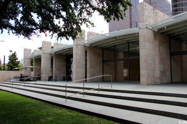 Garden facade of Piano's Nasher Sculpture Center. Dallas, TX.
