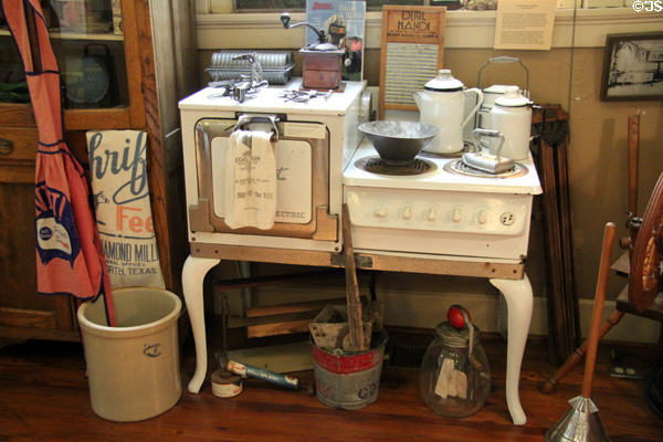 Electric Hot Point kitchen range (1924) with kitchen devices at Stockyards Museum. Fort Worth, TX.