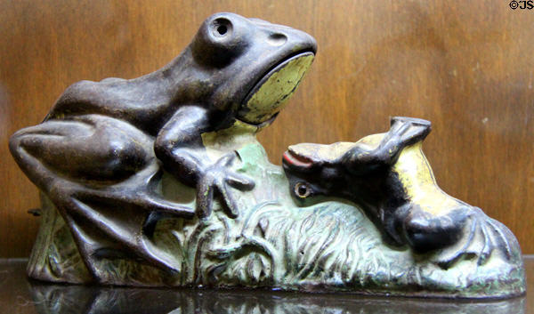 Metal frog statuette at Gonzales Historical Memorial. Gonzales, TX.