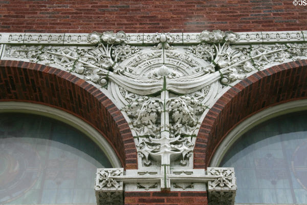 Sullivan scrollwork on side of Farmer's & Merchant's Union Bank. Columbus, WI.