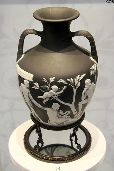 Wedgwood black jasperware Portland vase (c1790) copied by Henry Webber from ancient glass original at Lady Lever Art Gallery. Liverpool, England.