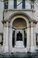 William Cullen Bryant statue by Herbert Adams & architect Thomas Hastings in Bryant Park. New York, NY.